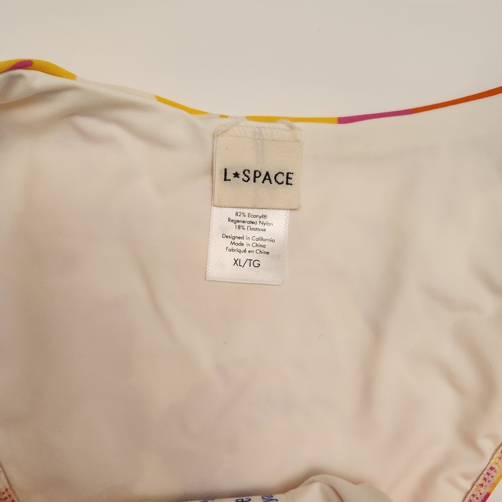 LSPACE Swim Bottom Size XL New - Picture 2 of 3